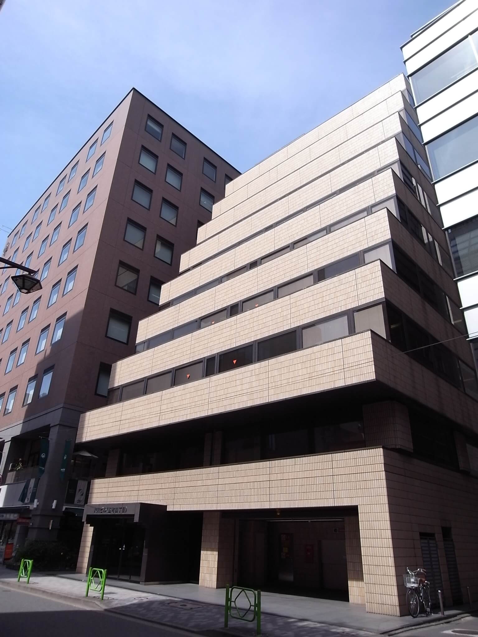 Kyodo Building (Muromachi 4-Chome)